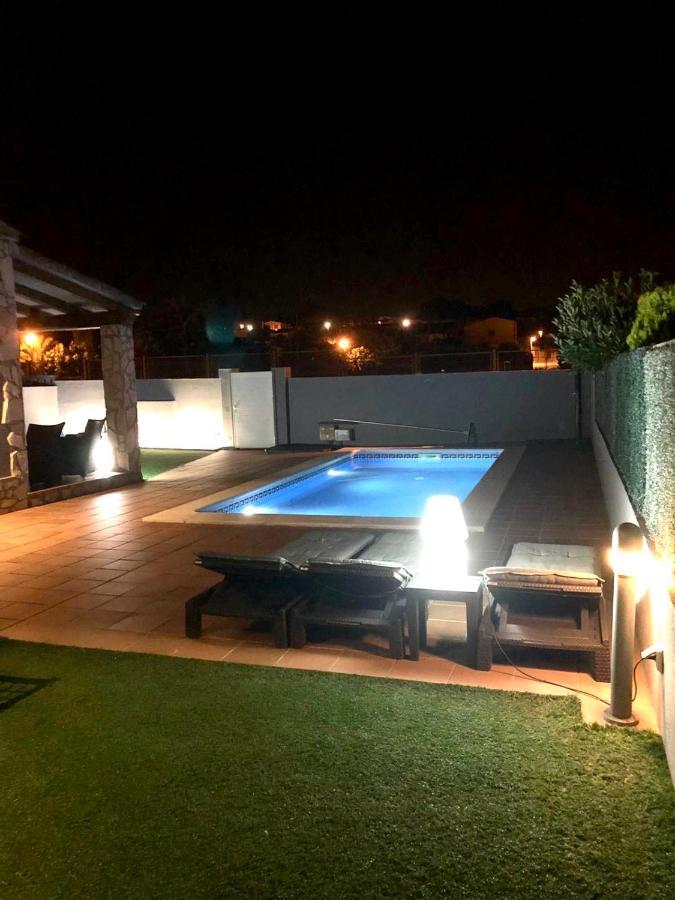 Casa En L Escala Con Piscina Y Wifi Free Villa L' Escala Dış mekan fotoğraf