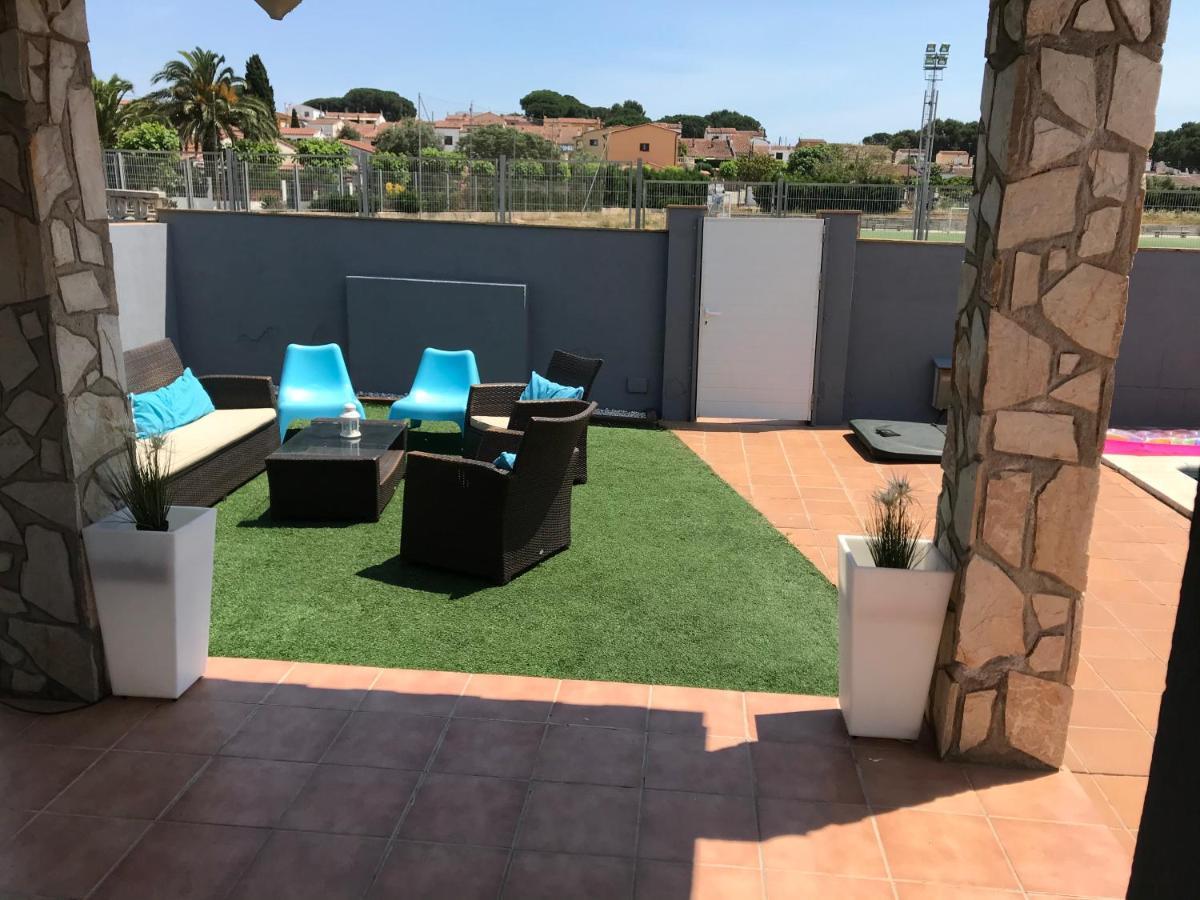 Casa En L Escala Con Piscina Y Wifi Free Villa L' Escala Dış mekan fotoğraf