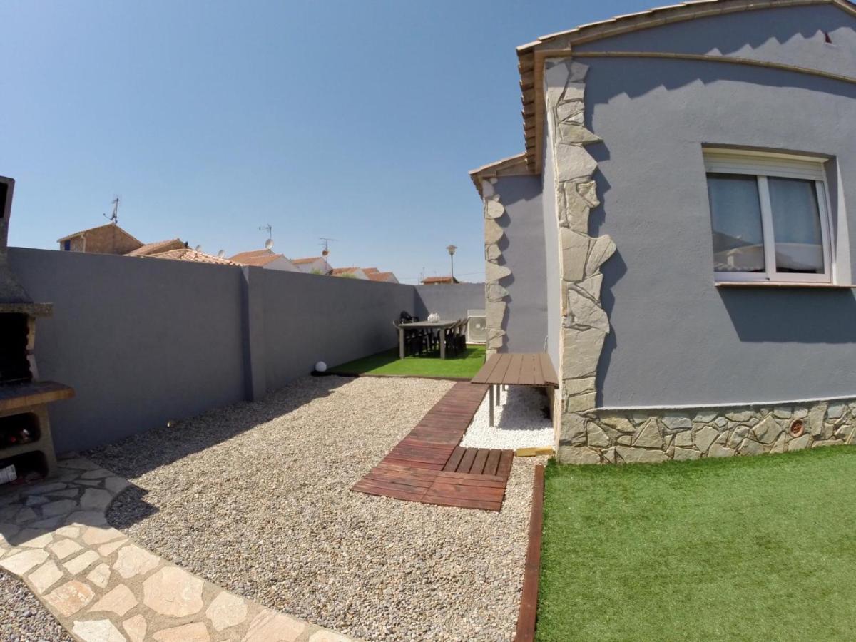Casa En L Escala Con Piscina Y Wifi Free Villa L' Escala Dış mekan fotoğraf