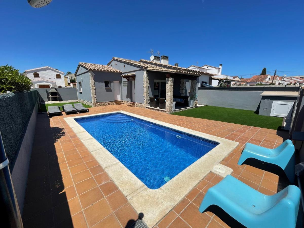 Casa En L Escala Con Piscina Y Wifi Free Villa L' Escala Dış mekan fotoğraf