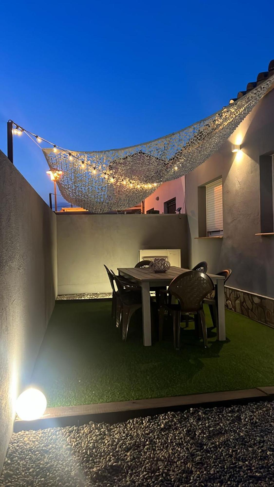 Casa En L Escala Con Piscina Y Wifi Free Villa L' Escala Dış mekan fotoğraf