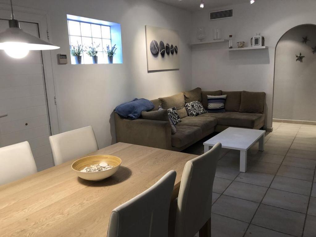 Casa En L Escala Con Piscina Y Wifi Free Villa L' Escala Dış mekan fotoğraf